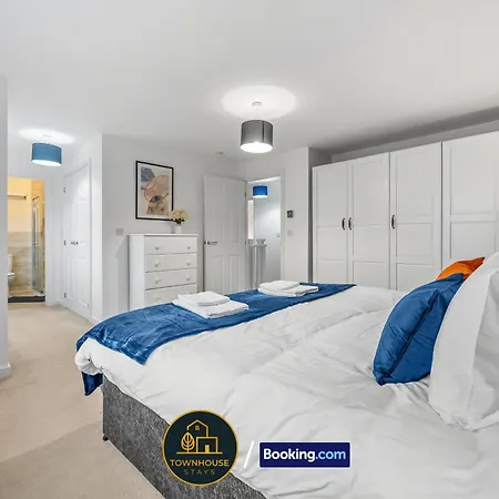 4br House By Townhouse Short Lets & Serviced With Wi-fi & Free Parking Birmingham